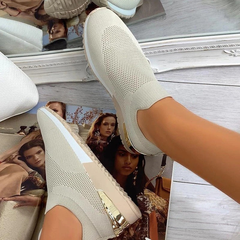 Elastic Slip-On Sneakers 