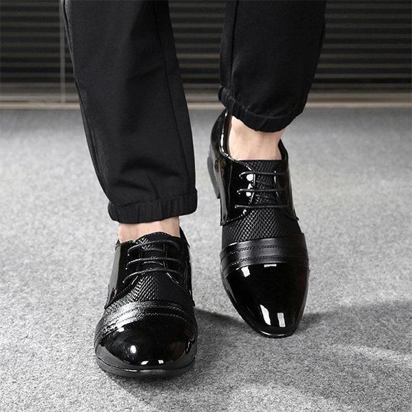 High-end men's shoes